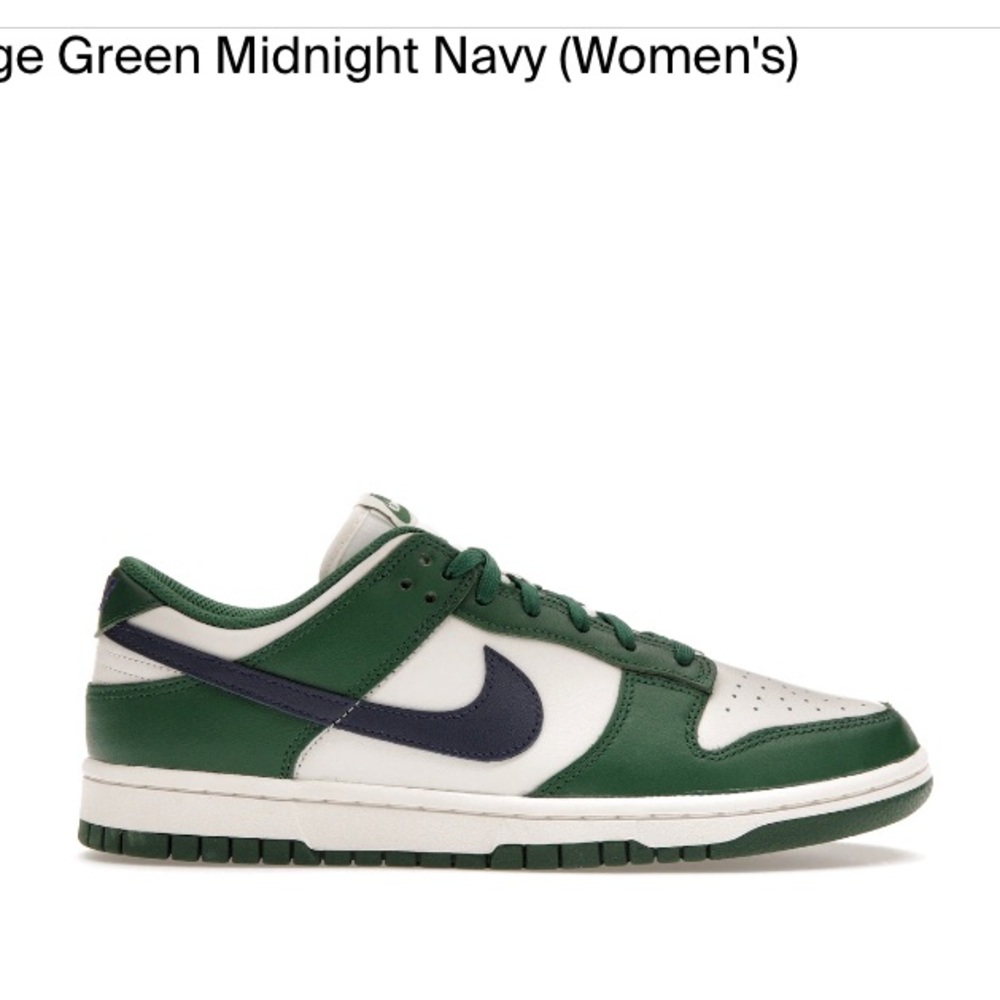 Nike Dunk Low- womens gorge green